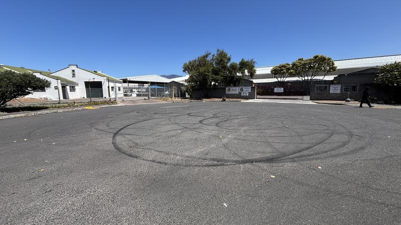 To Let commercial Property for Rent in Ottery Western Cape